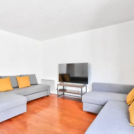 Quartier Republique * パリ