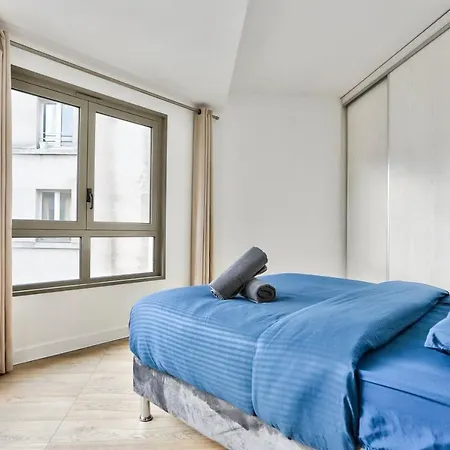 Quartier Republique Apartament