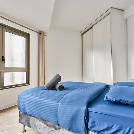 Quartier Republique Apartament